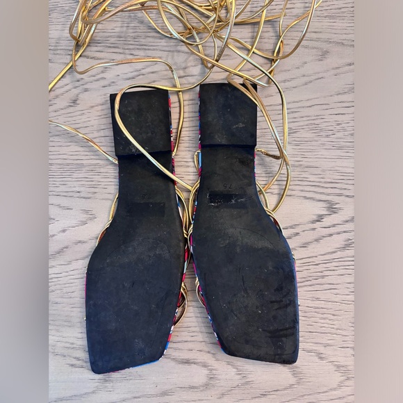 Jeffrey Campbell Lucinda Red Blue Gold Multi Strappy Sandal Size 7.5 - Picture 4 of 7